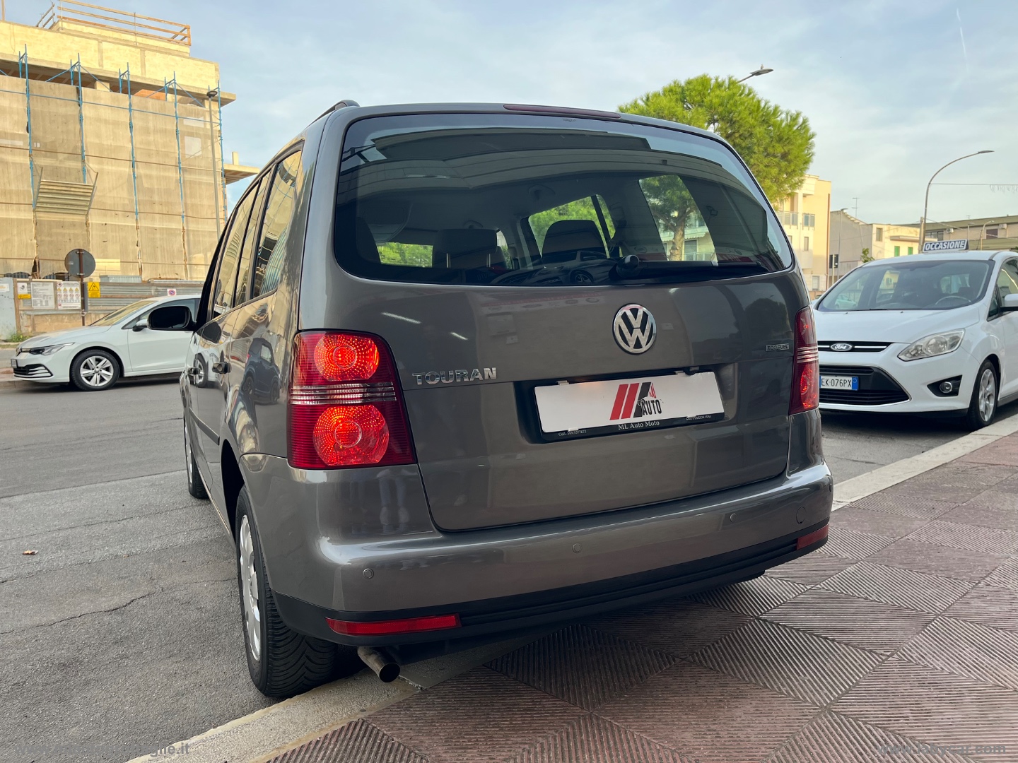 Touran 2.0 Highline Ecofuel - immagine 5