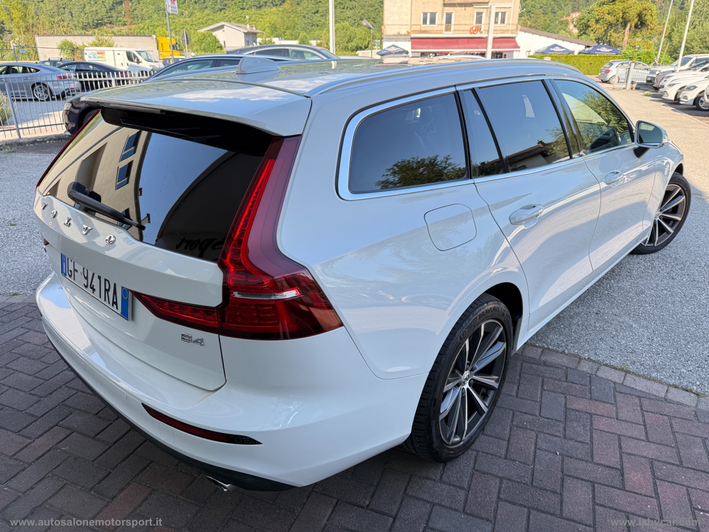 V60 B4 - immagine 5