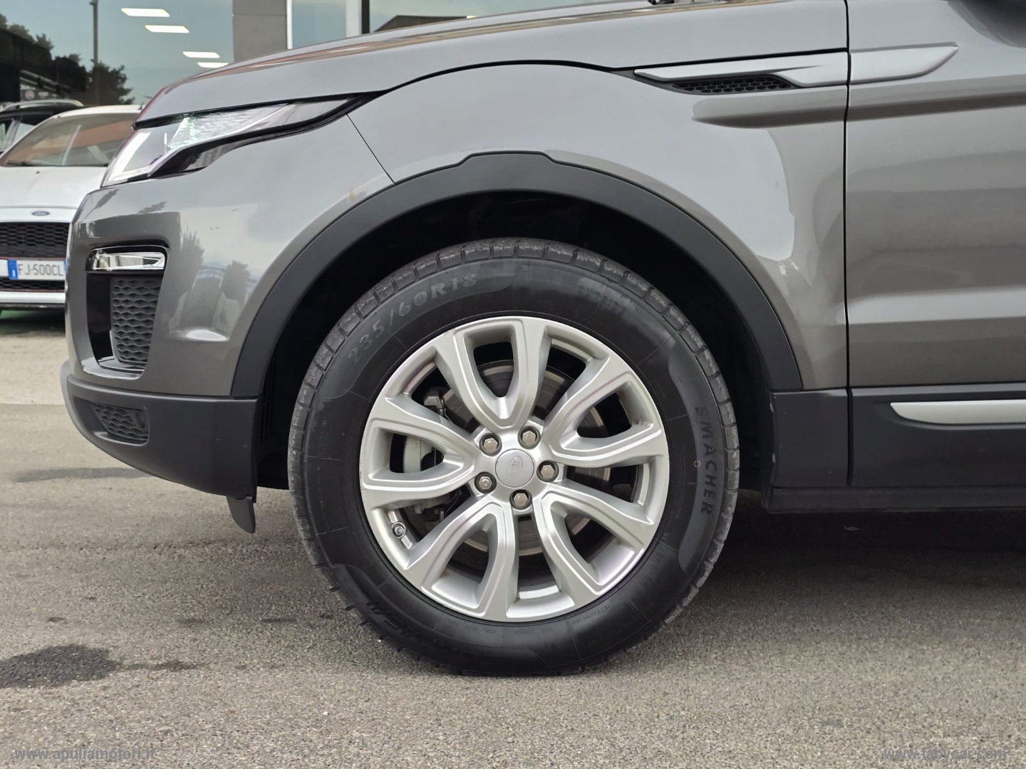 RR Evoque 2.0 TD4 150 CV 5p. Bs Ed. Pure - immagine 5
