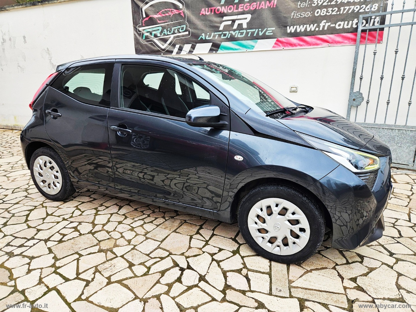 Aygo 1.0 VVT-i 72 CV 5p. x-cite - immagine 5