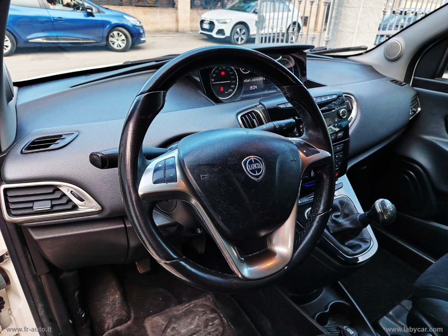 Ypsilon 1.3 MJT 95 CV 5p. S&S Silver - immagine 5