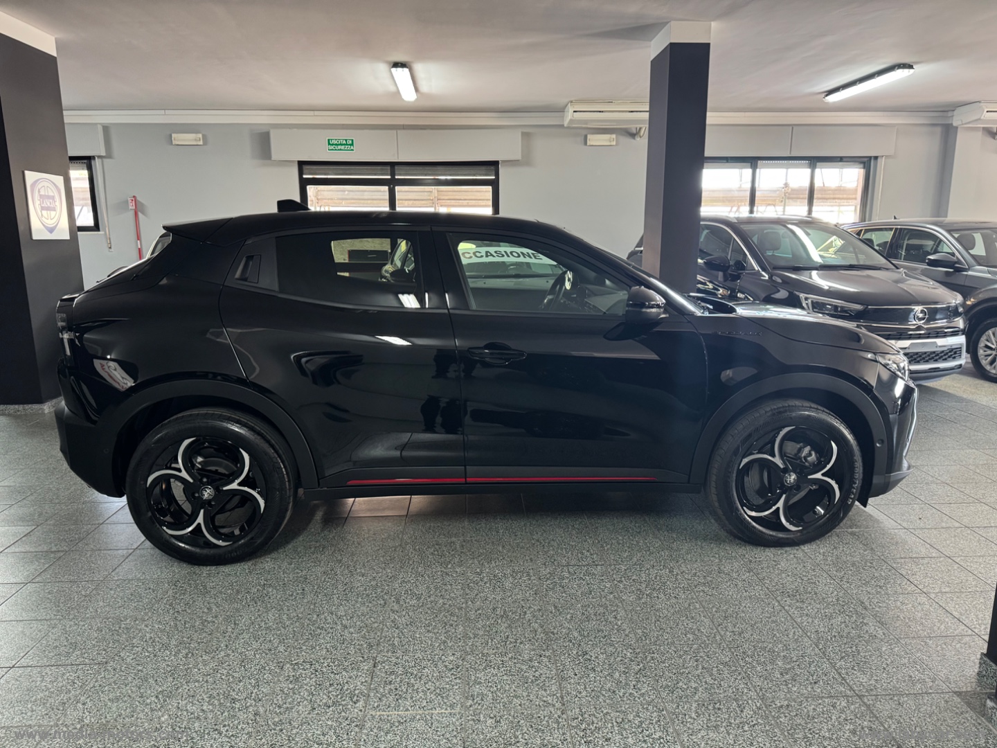 Junior 1.2 136 CV Hybrid eDCT6 Speciale - immagine 5