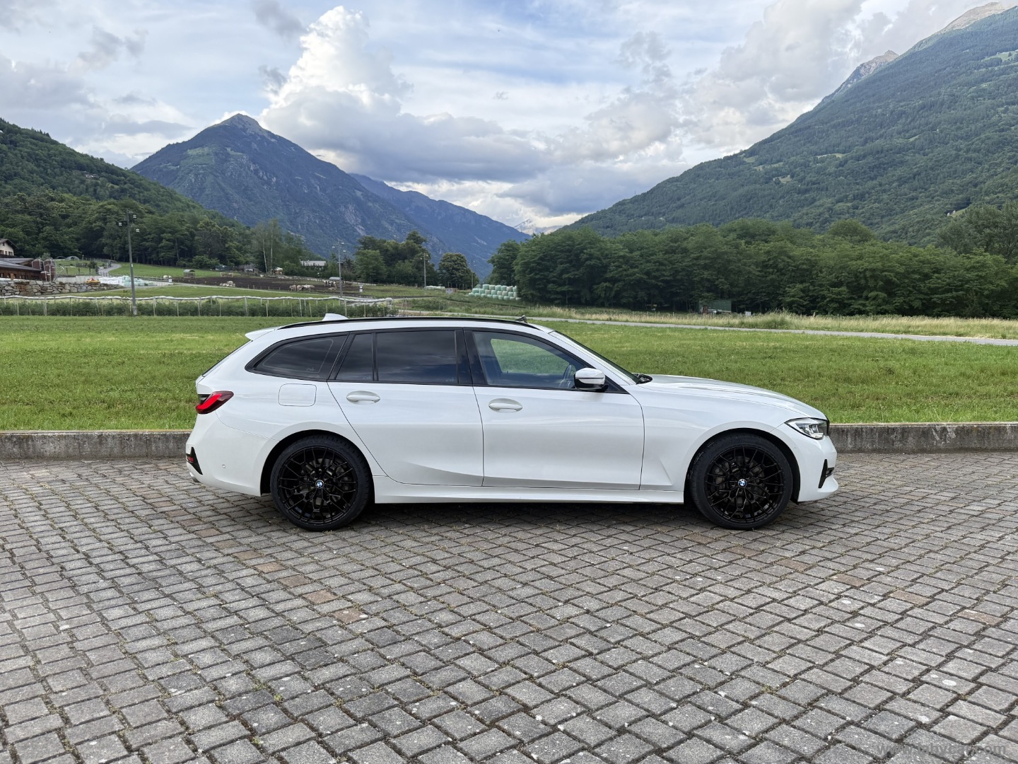 330d 48V xDrive MSPORT TETTO PELLE MEMORIE ACC - immagine 5