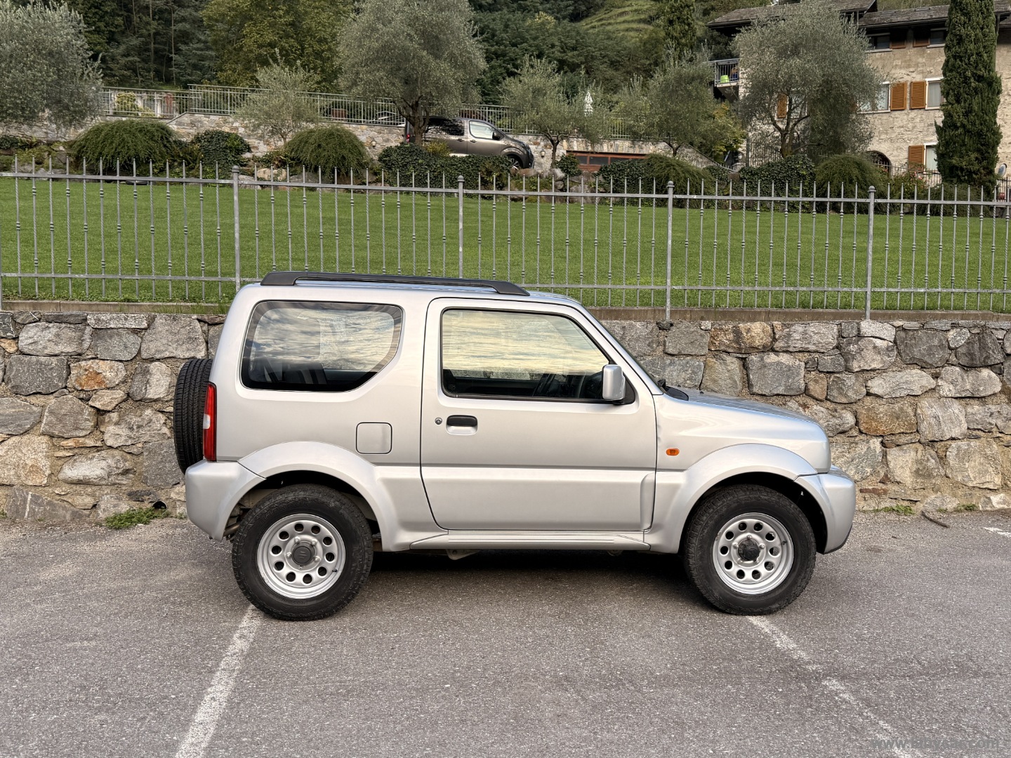 Jimny 1.3 4WD Special 4X4 RIDOTTE GANCIO - immagine 5