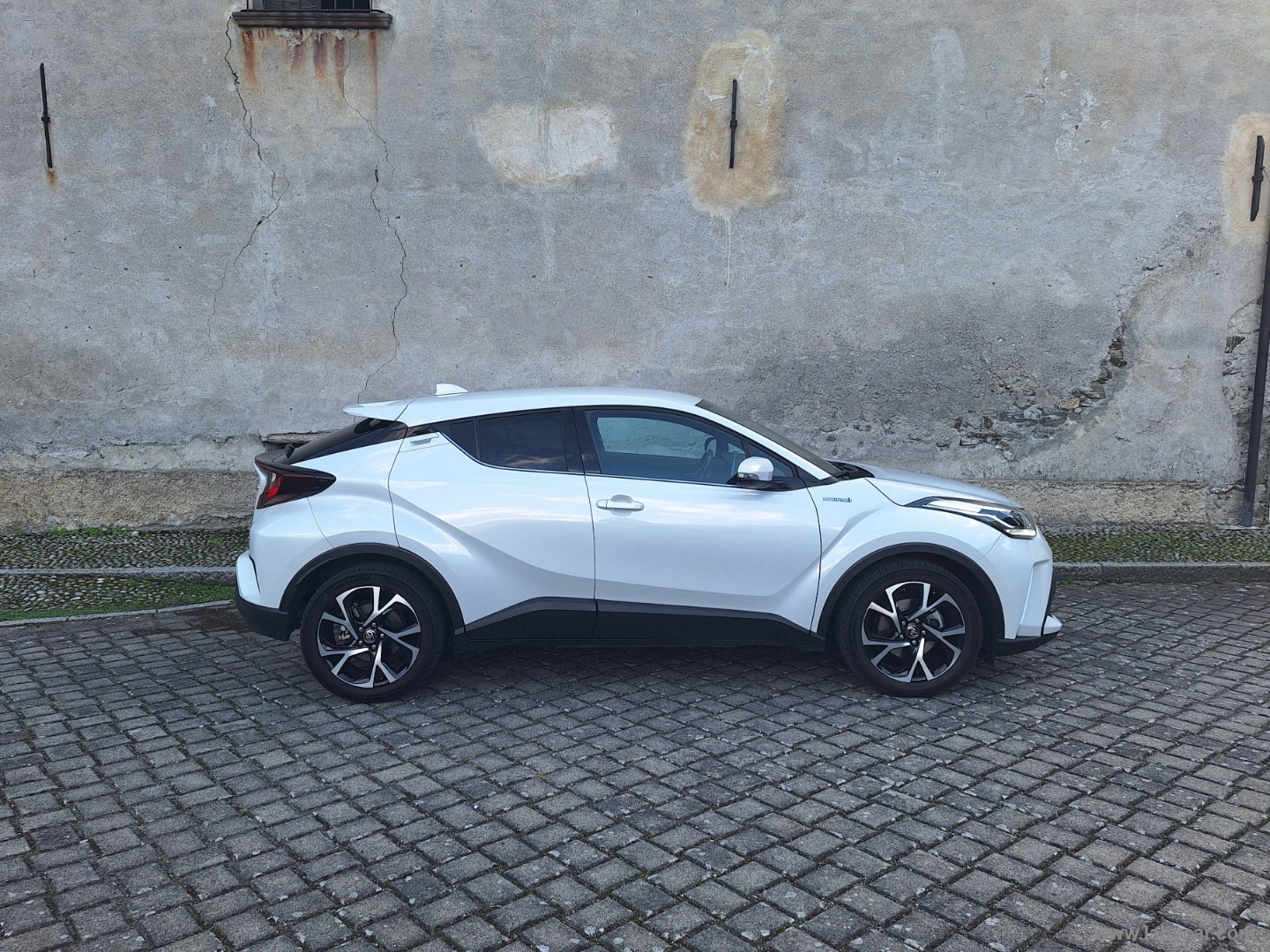 C-HR 1.8 Hybrid E-CVT TREND GARANZIA UFF. TAGLIANDI - immagine 5