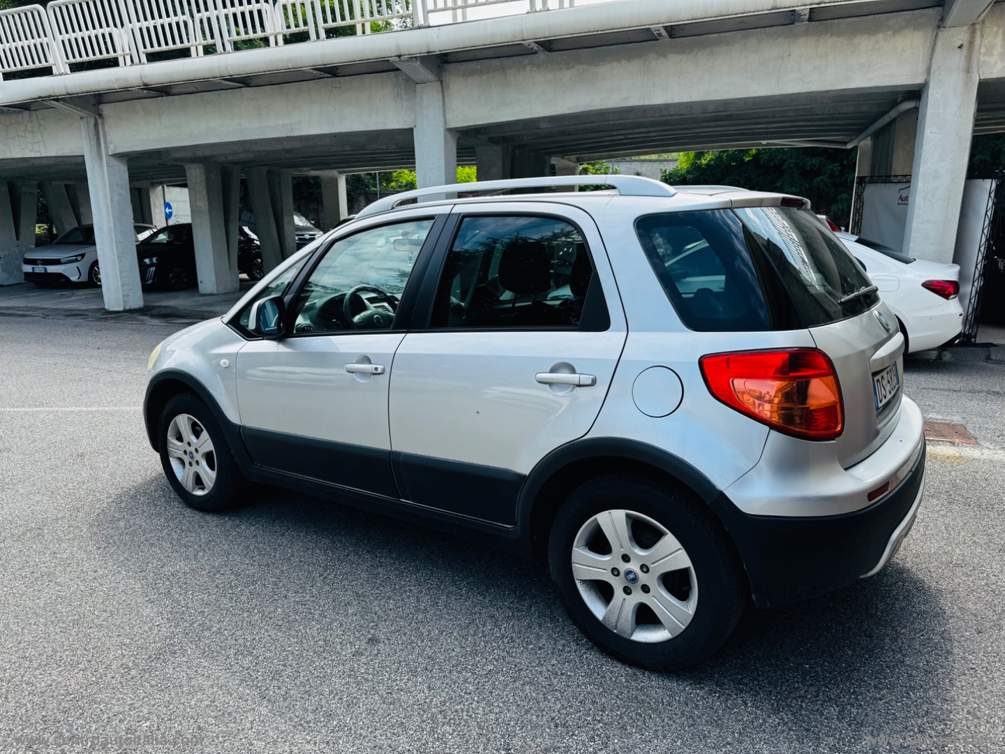 Sedici 1.9 MJT 4x4 Experience - immagine 5