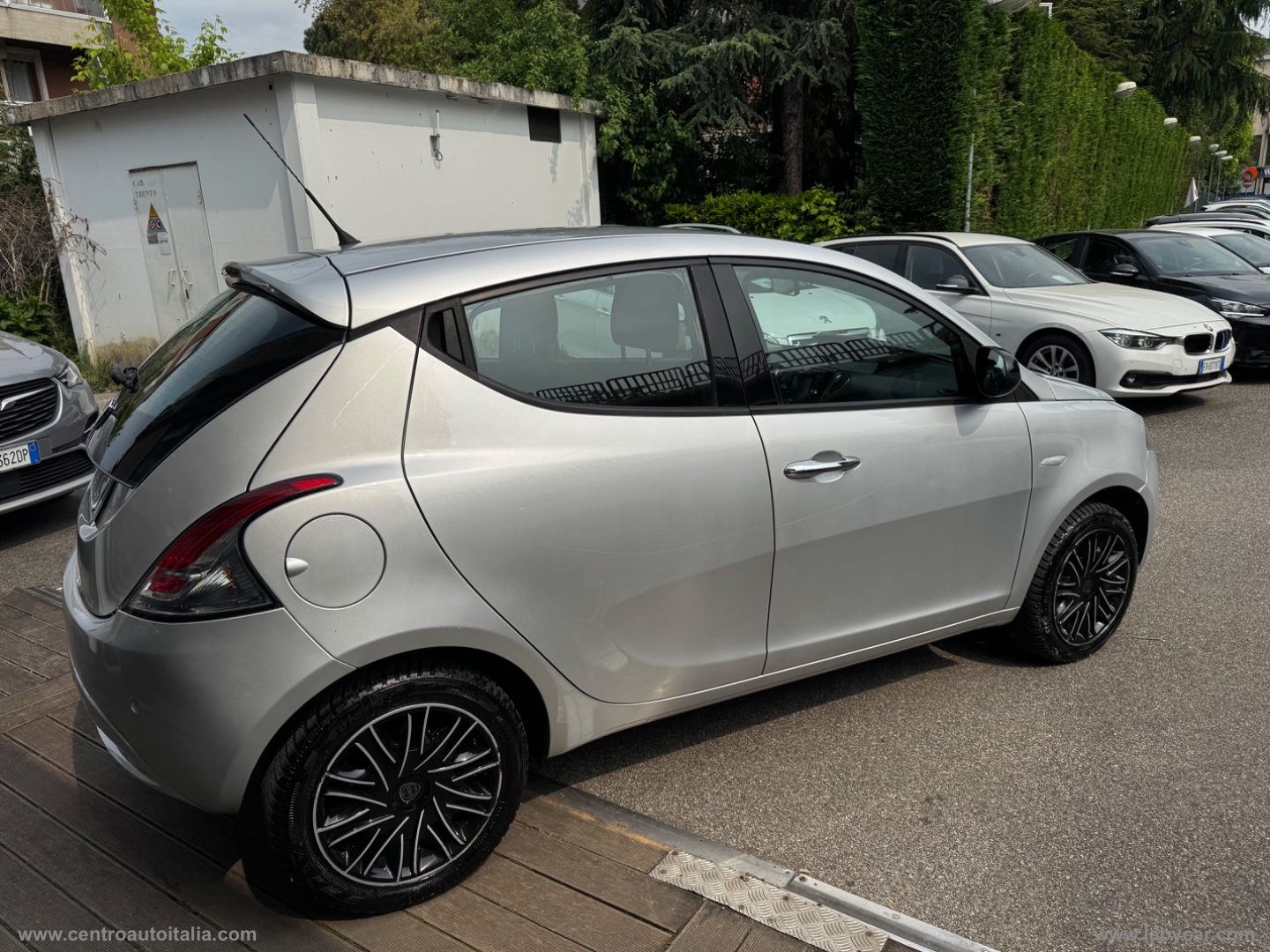 Ypsilon 1.2 69 CV 5p. Gold - immagine 5