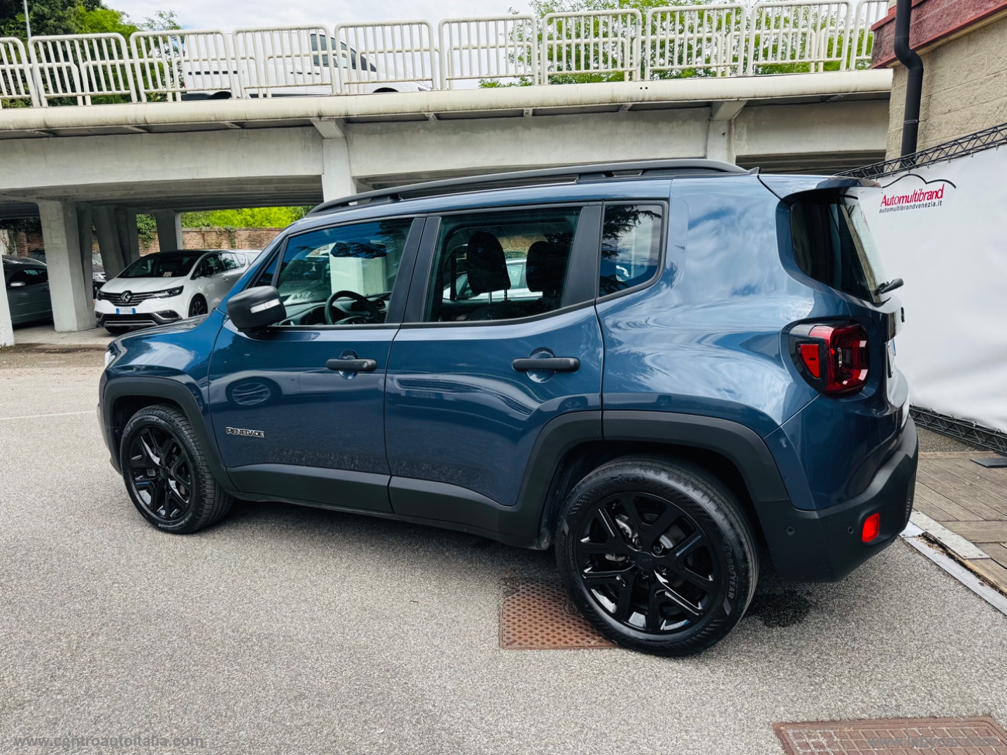 Renegade 1.5 T4 MHEV Altitude - immagine 5