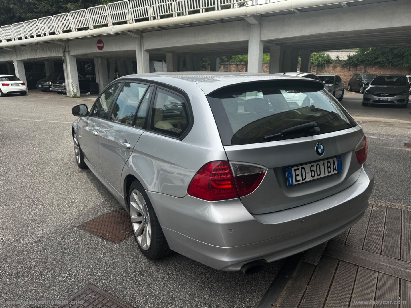 320d Touring Msport - immagine 5