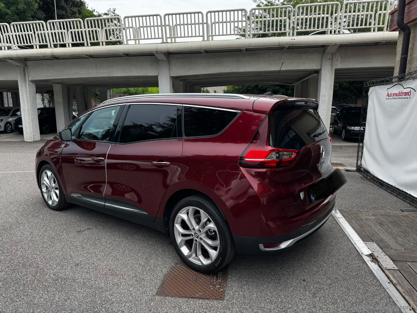 Grand Scénic dCi 8V 110 CV Energy Bose - immagine 5