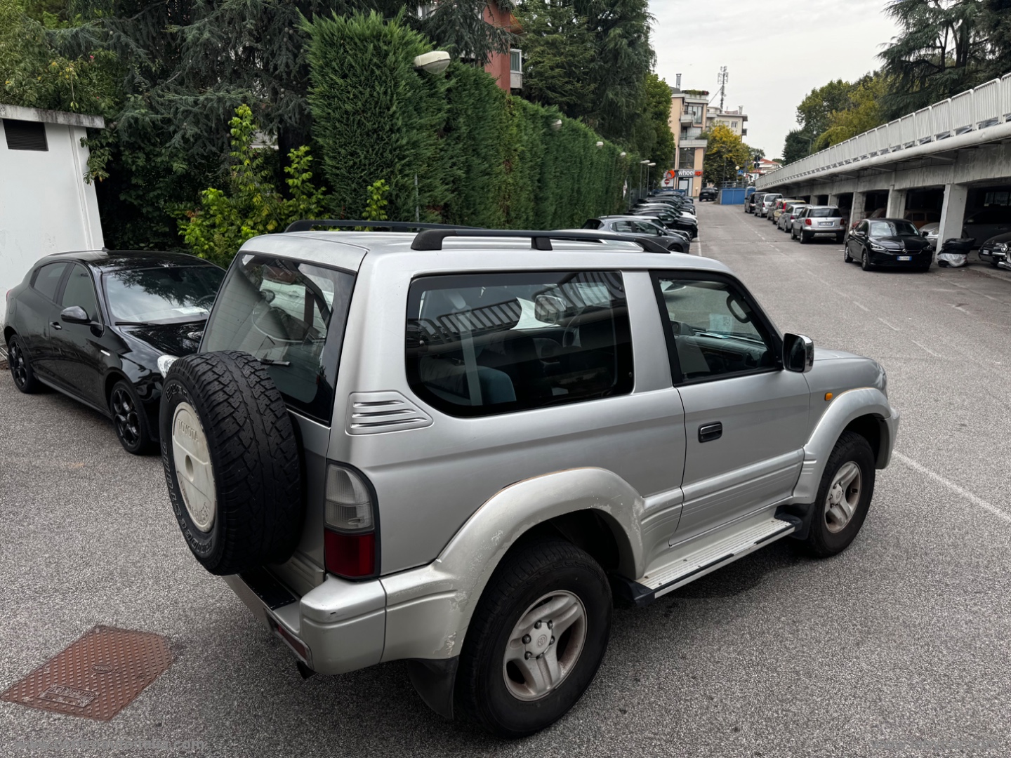 Land Cruiser 3.0 TD 3p. KZJ90 GX - immagine 5