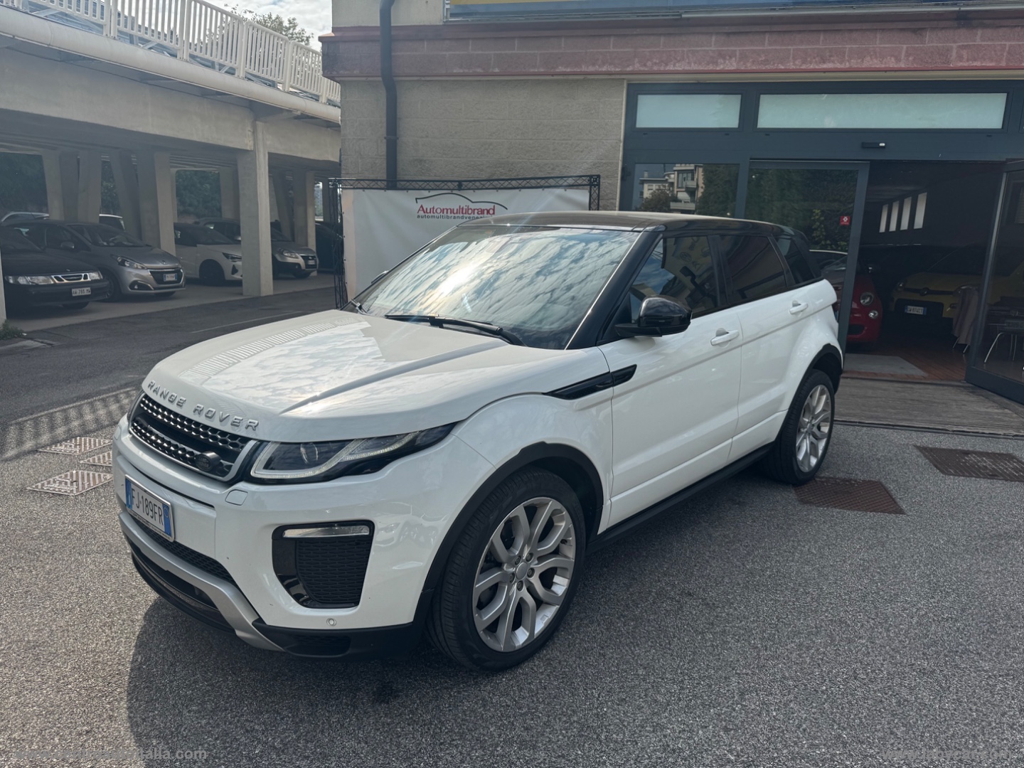 RR Evoque 2.0 TD4 150 5p Bs Ed.Prem.Pure - immagine 5