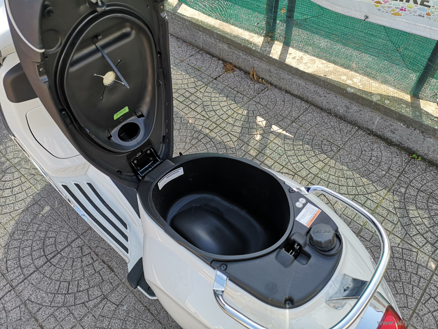 Vespa 125 GTS / SUPER / SUPERSPORT / SUSPERTECH RATE AUTO MOTO SCOOTER - immagine 5