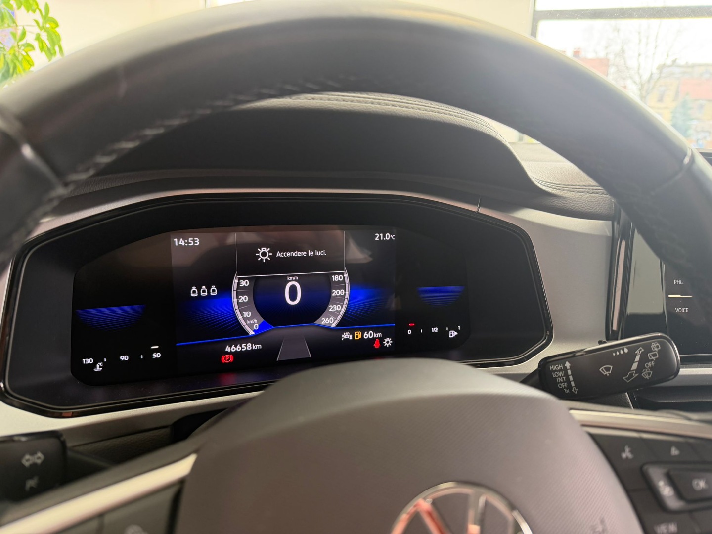 T-Roc 2.0 TDI SCR Life - immagine 5
