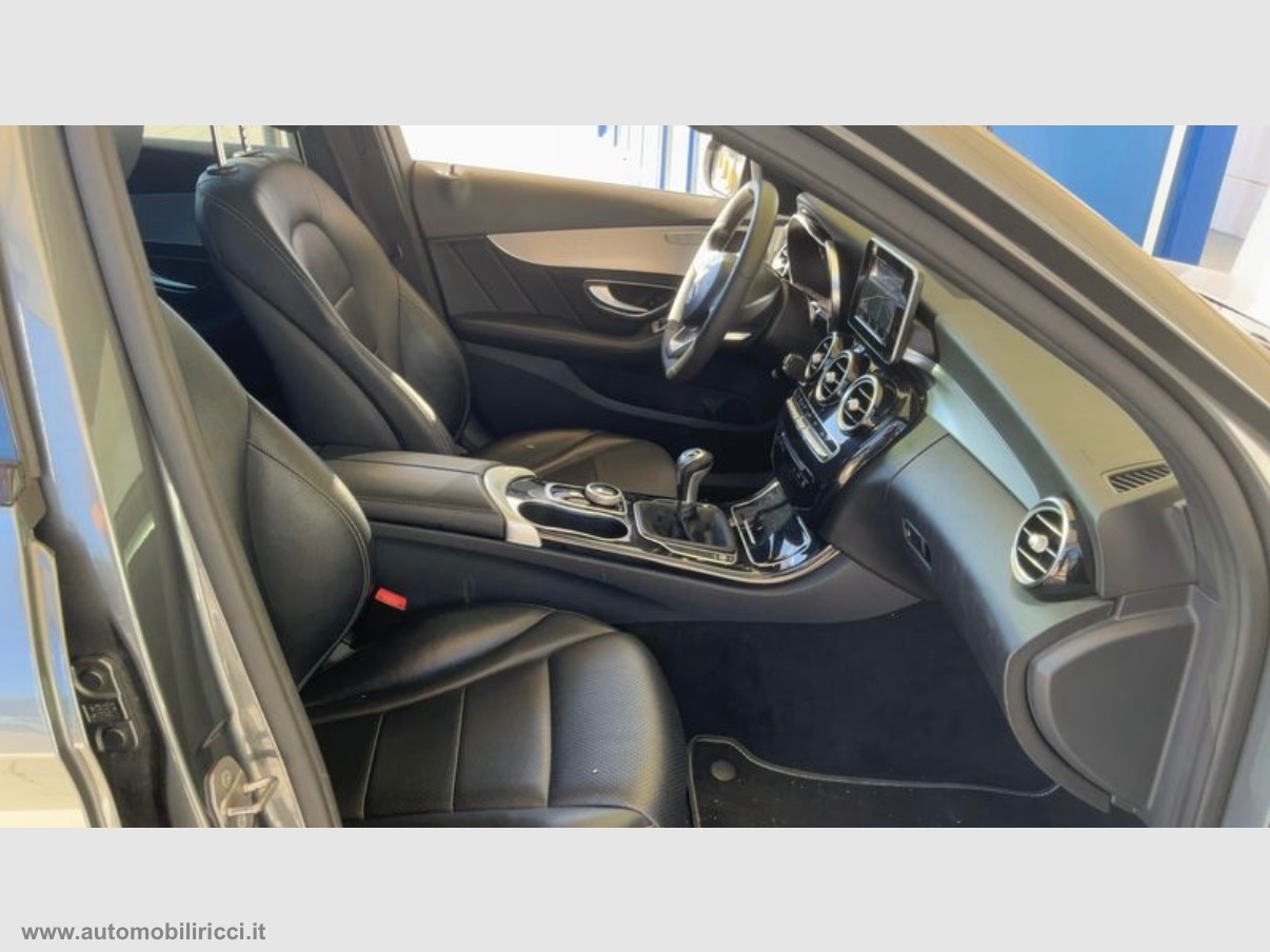 C 180 d S.W. AMG LINE Premium - immagine 5