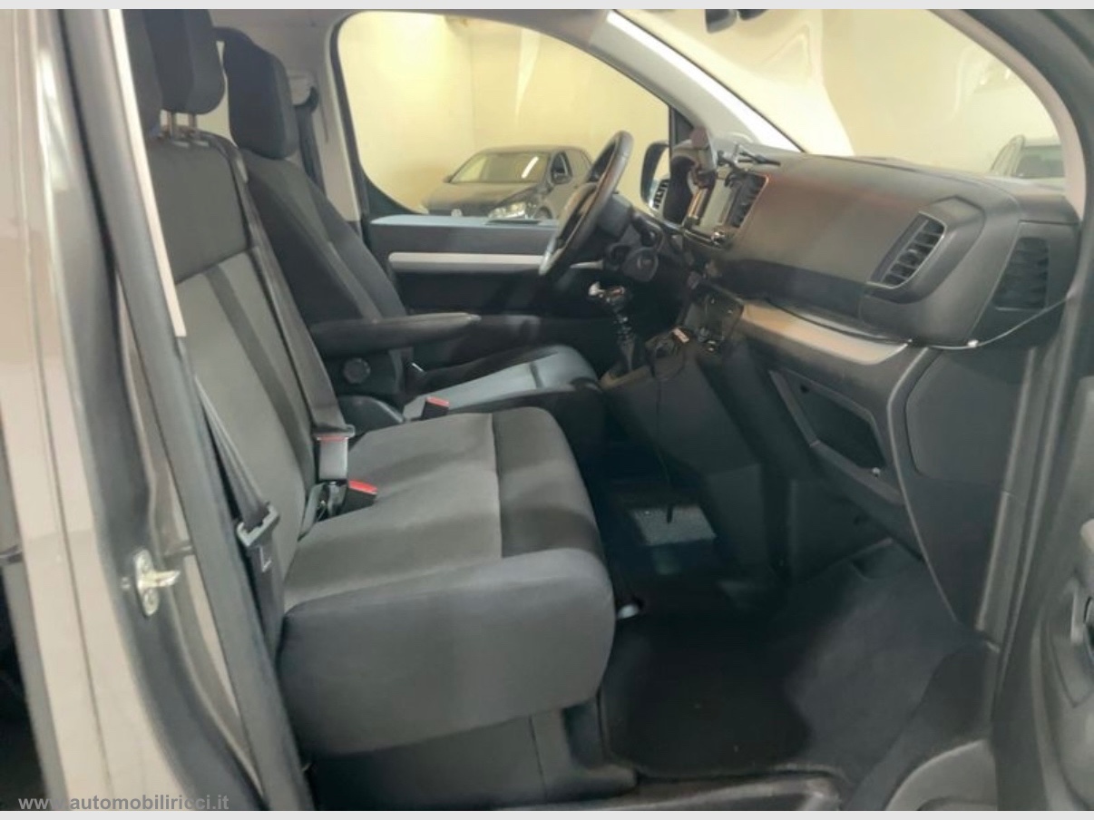 Proace Verso 2.0D 144 CV L1 D Lounge 9 POSTI - immagine 5