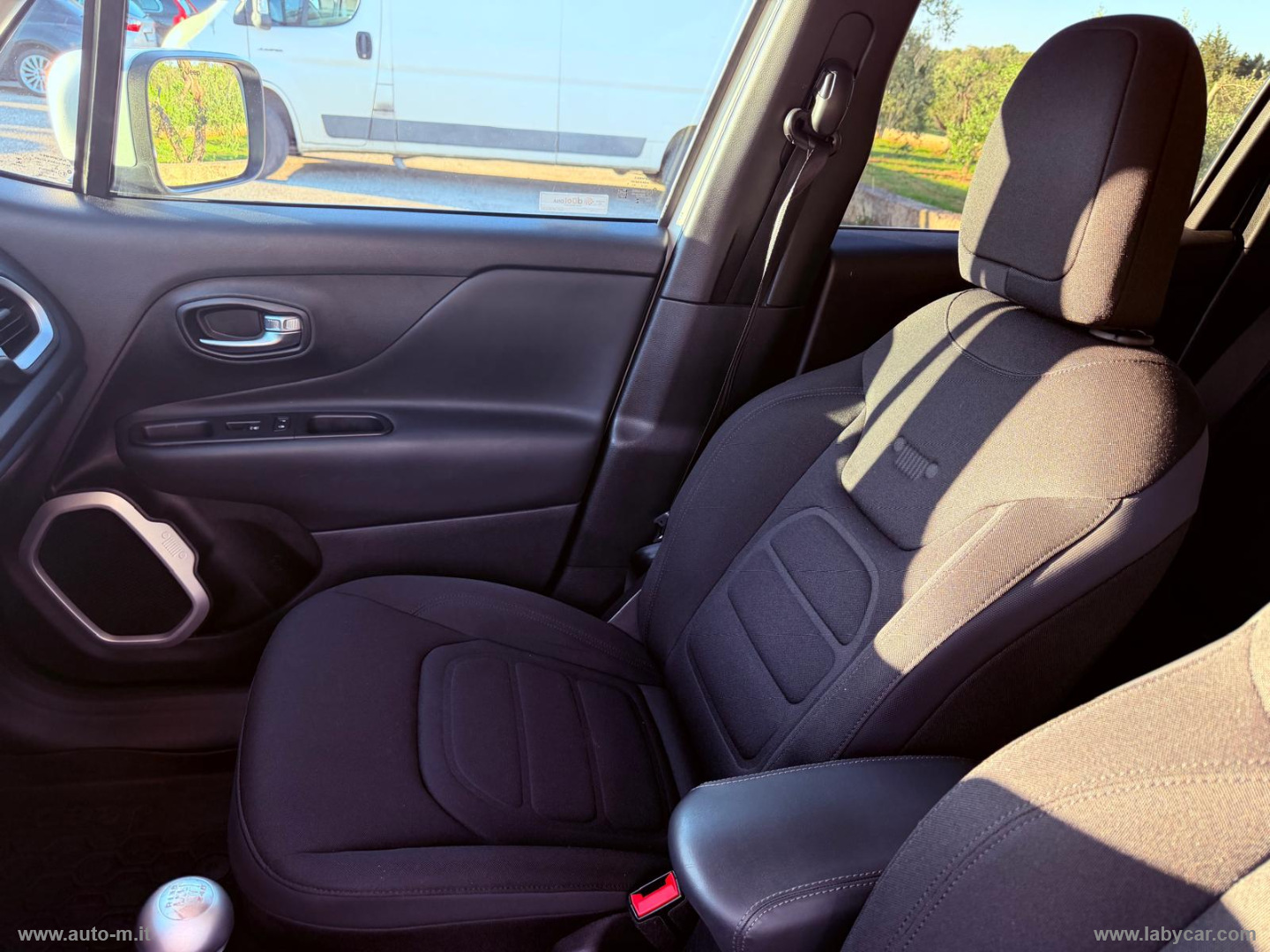 Renegade 1.6 Mjt 120CV Limited - immagine 5