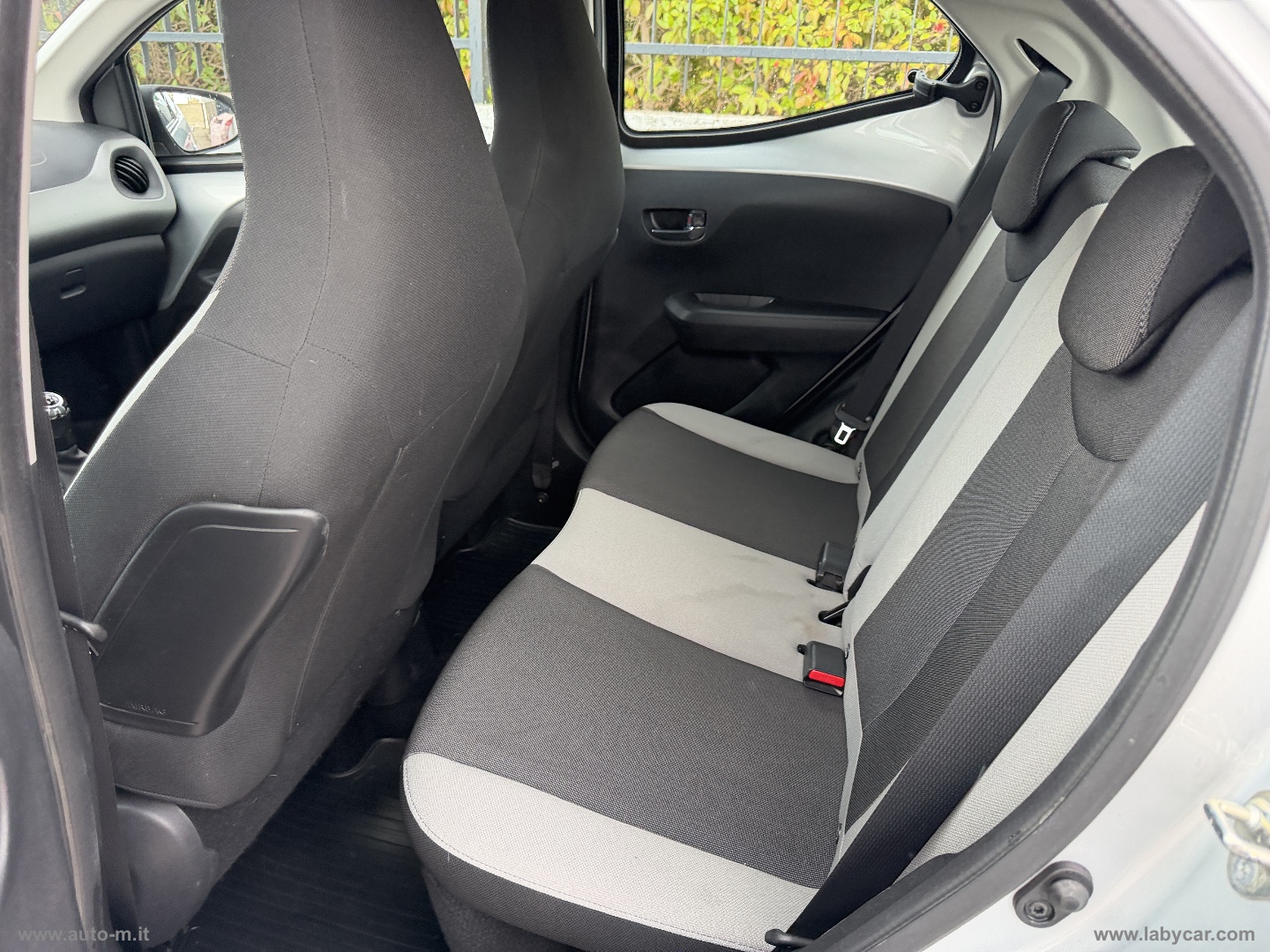 Aygo 1.0 VVT-i 69 CV 3p. x-cool TSS - immagine 5