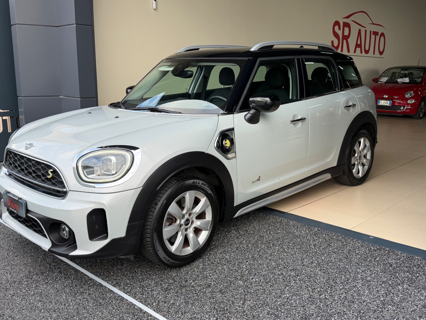 Mini Cooper SE Countryman ALL4 Aut. - immagine 5