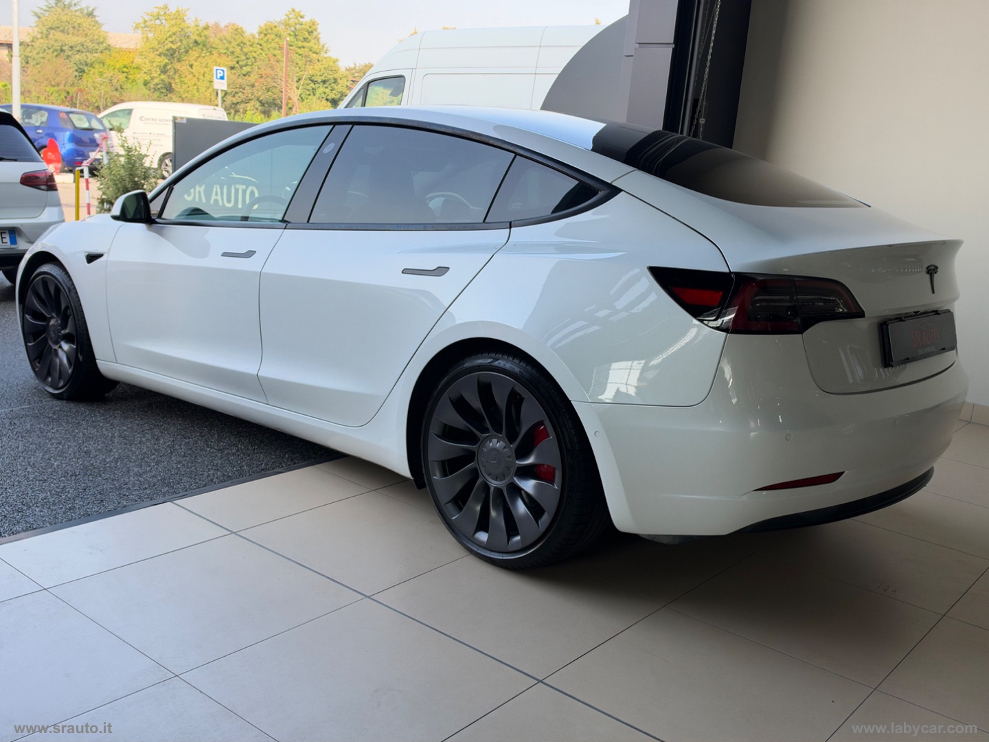 Model 3 Long Range Performance AWD - immagine 5
