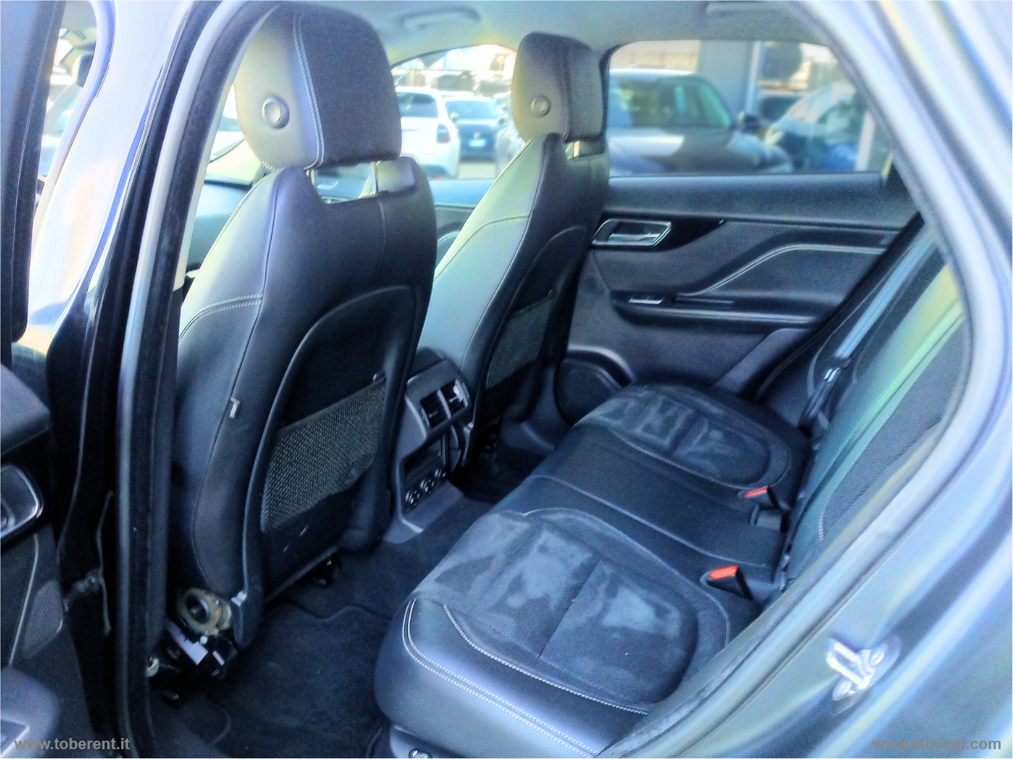 F-Pace 2.0 D 240 CV AWD aut. R-Sport - immagine 5
