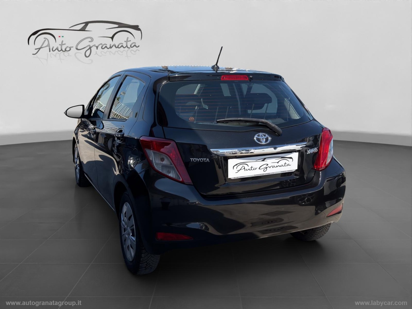 Yaris 1.0 5p. Lounge SOLI 138.000 KM !!! - immagine 5