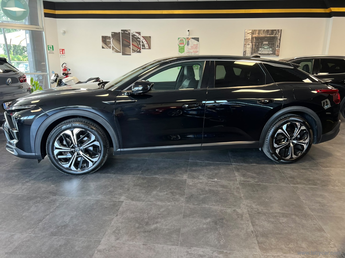 C5 X Hybrid 225 E-EAT8 Shine - immagine 5