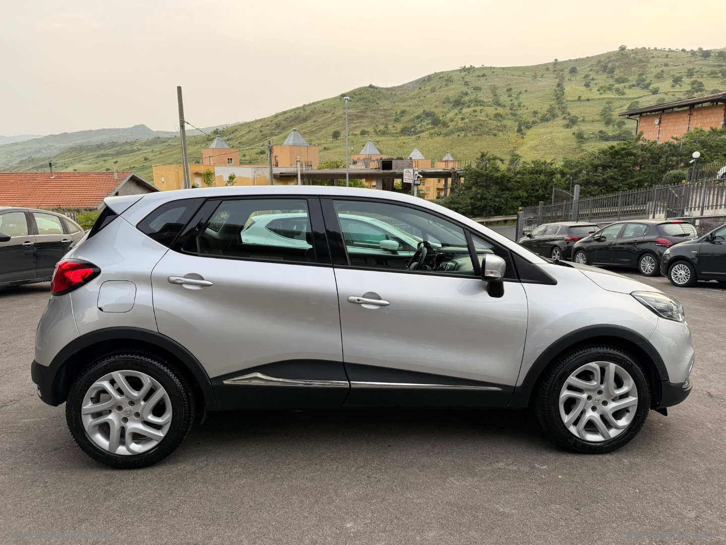 Captur 1.5 dCi 8V 90 CV S&S Ener. R-Link - immagine 5