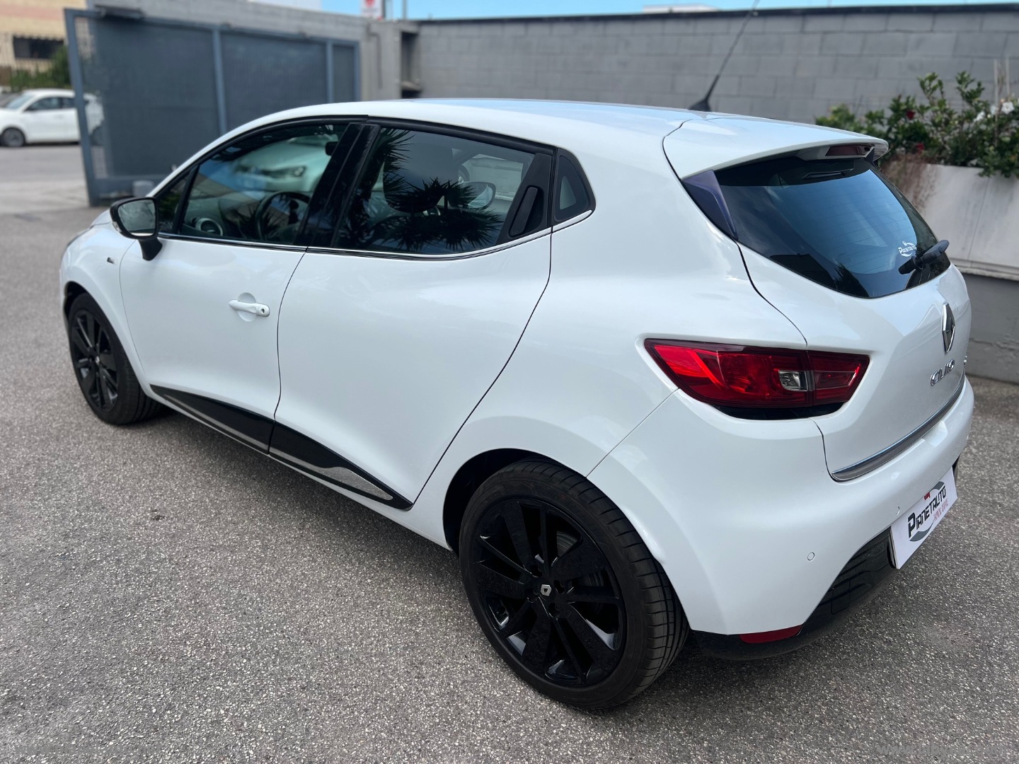 Clio dCi 8V 75 CV S&S 5p. Energy Duel - immagine 5