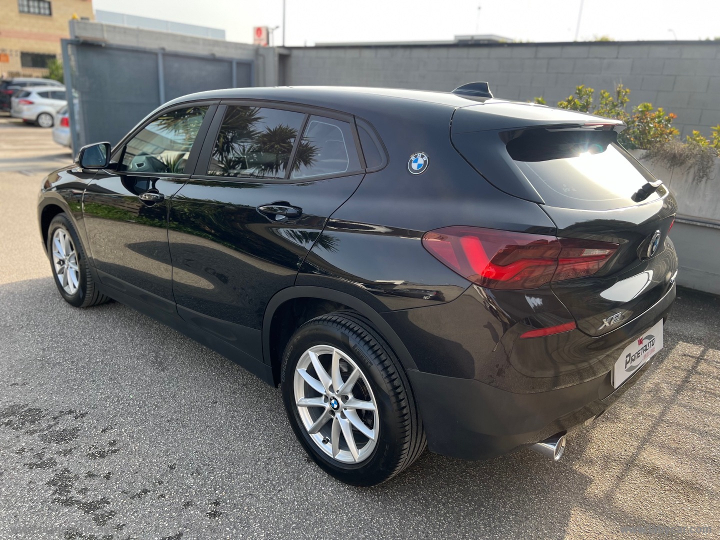 X2 xDrive18d Advantage - immagine 5