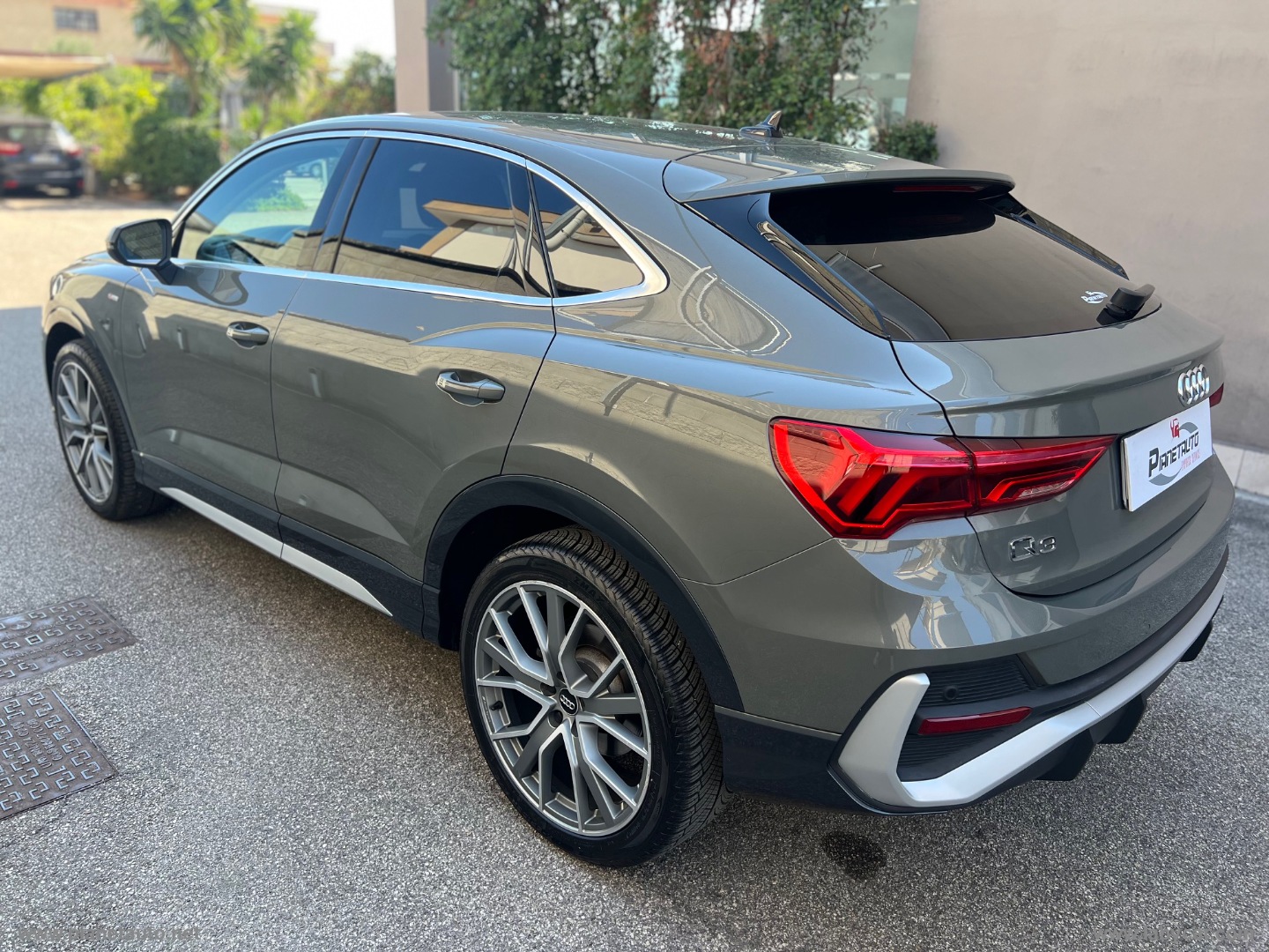 Q3 SPB 35 TDI S tronic S line edition - immagine 5