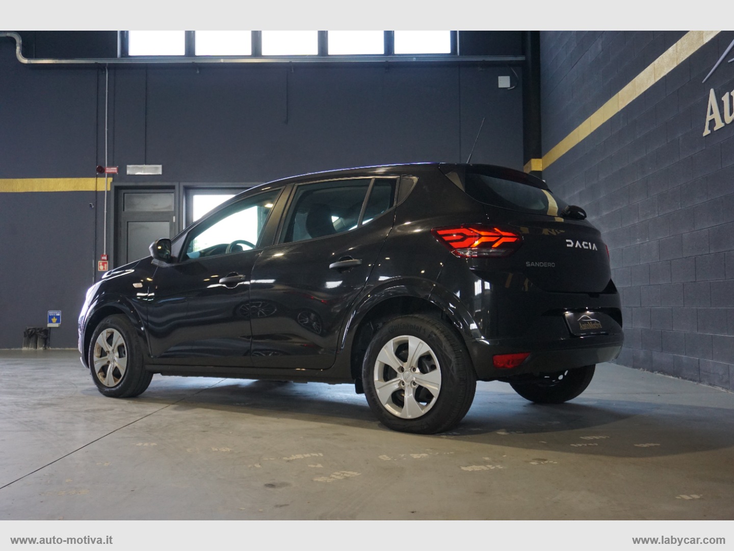 Sandero Streetway 1.0 SCe 65CV Essential - immagine 5