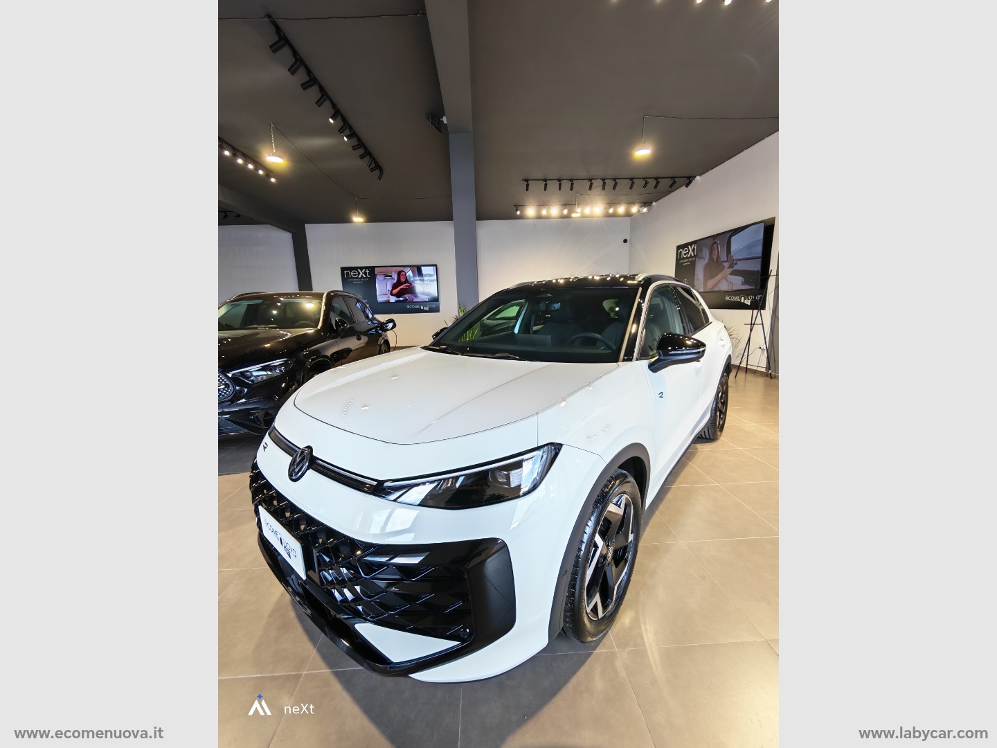 T-Roc 1.5 eTSI ACT 150 CV DSG R-Line - immagine 5