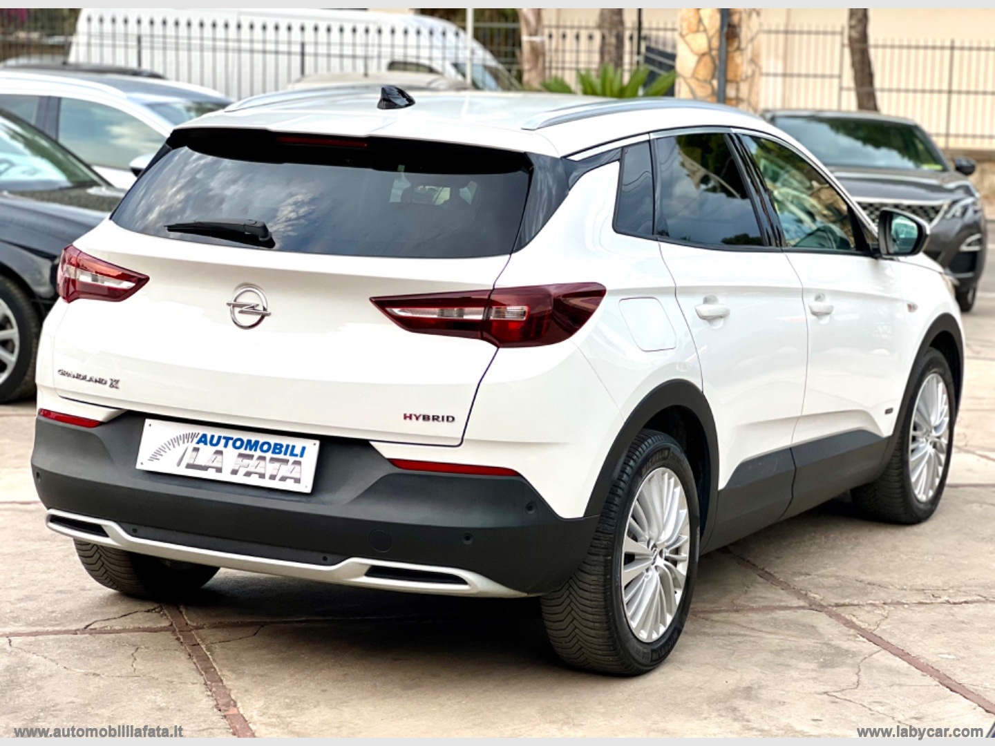 Grandland X 1.6 Hybrid Plug-in aut. FWD 04/2021 36.300KM - immagine 5