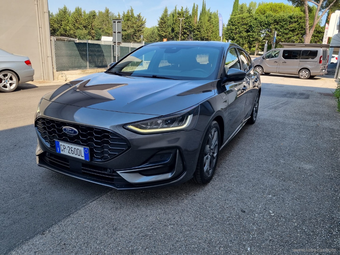 Focus 1.5 EcoBlue 115CV aut. 5p.ST-LineX - immagine 5