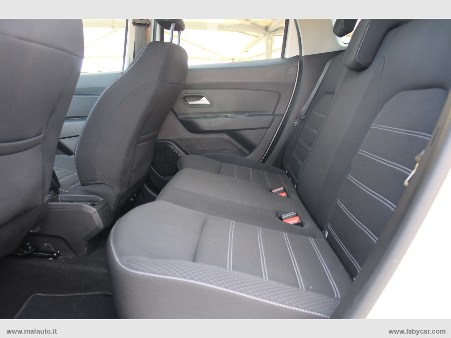 Duster 1.5 Blue dCi 8V 115CV 4x2 Expres. - immagine 6
