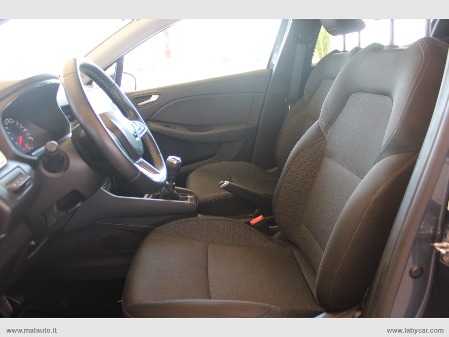 Clio Blue dCi 8V 100 CV 5p. Business - immagine 6