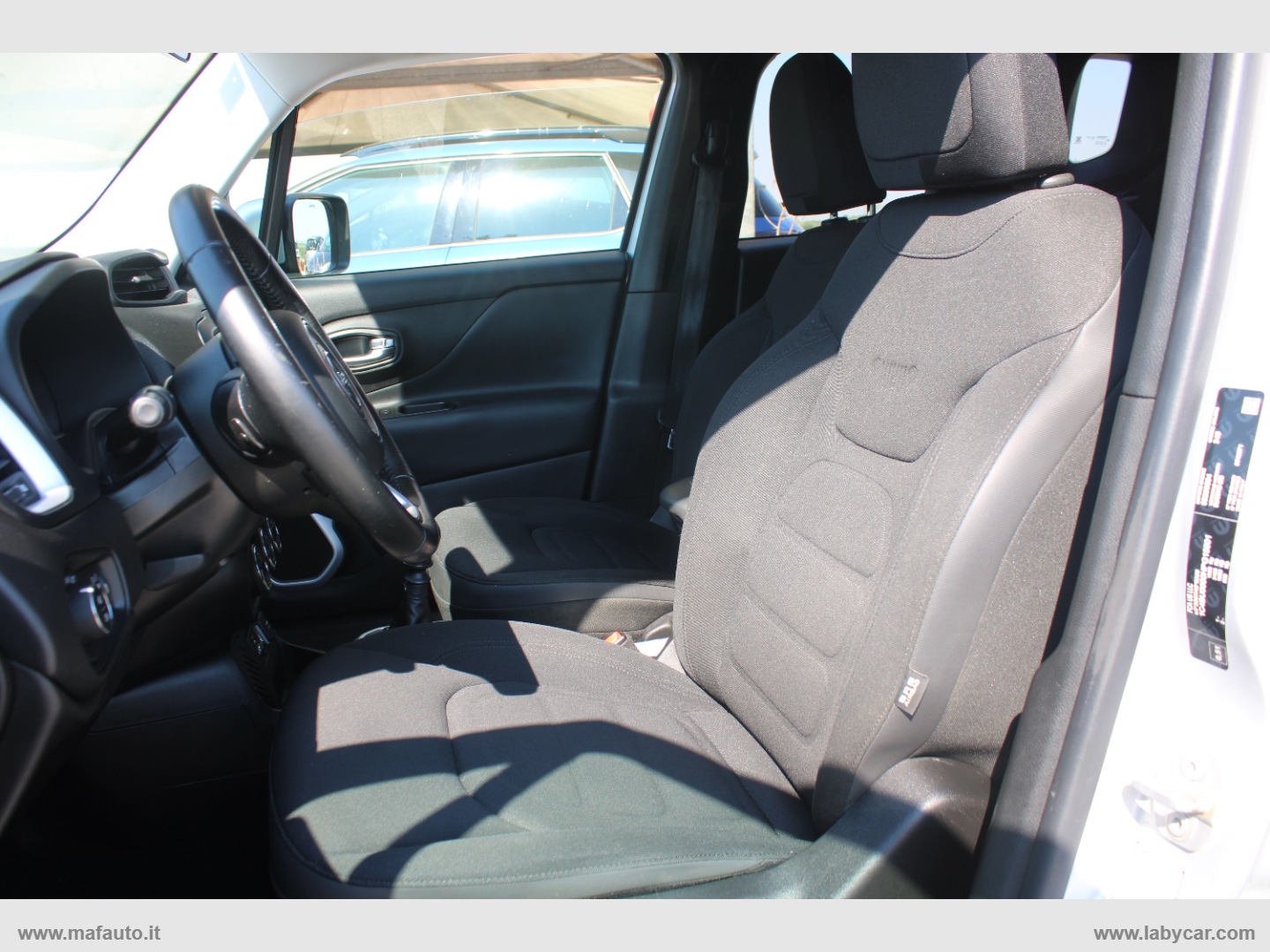 Renegade 1.6 Mjt 120CV Limited - immagine 6
