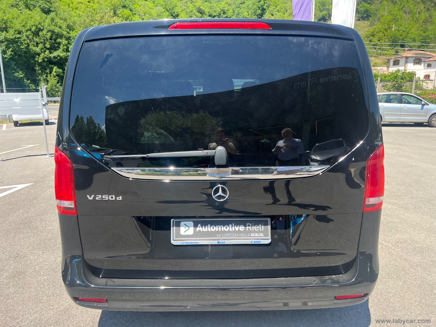 V 250 d Aut. Premium Extralong - immagine 6