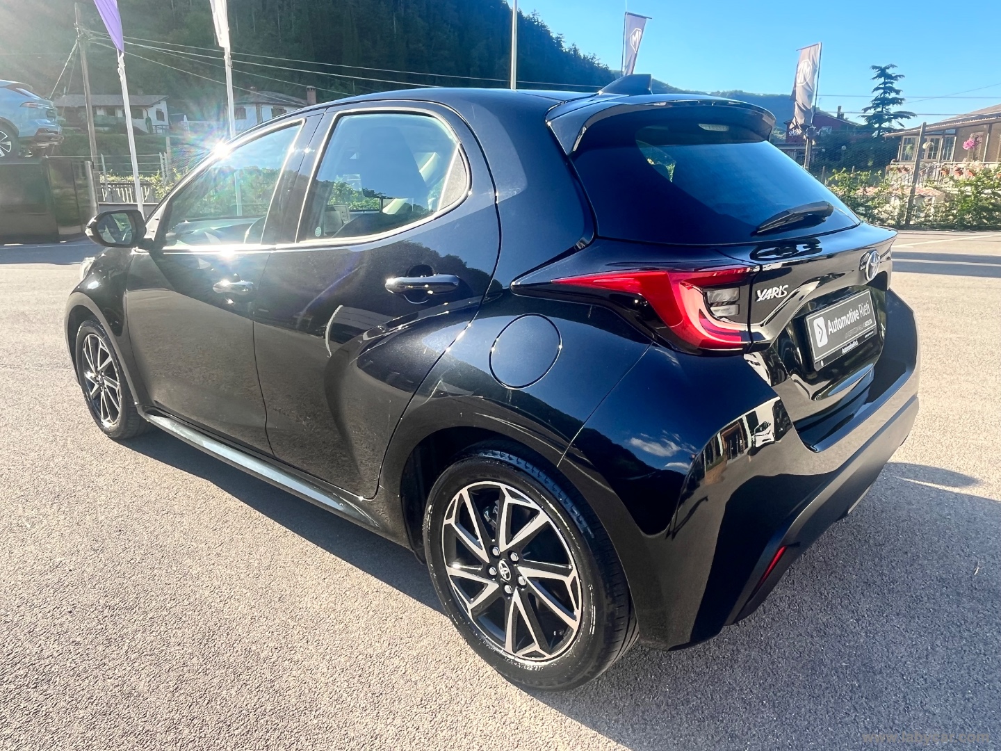 Yaris 1.5 Hybrid 5p. Trend - immagine 6