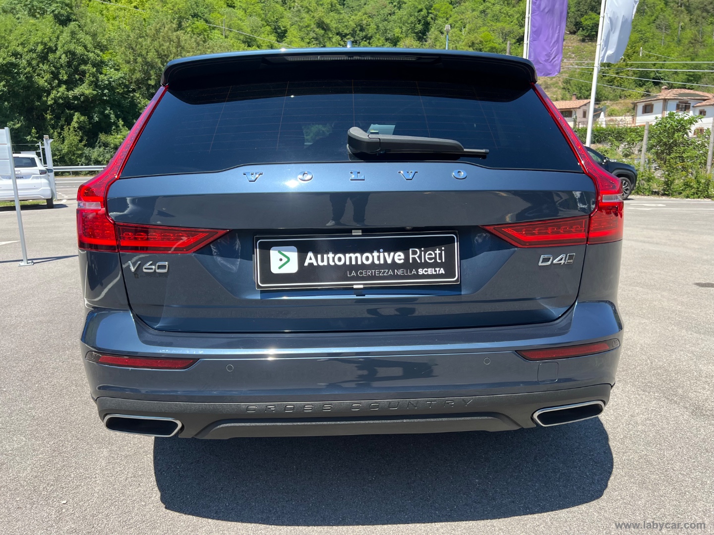 V60 Cross Country D4 AWD Geartronic Pro - immagine 6
