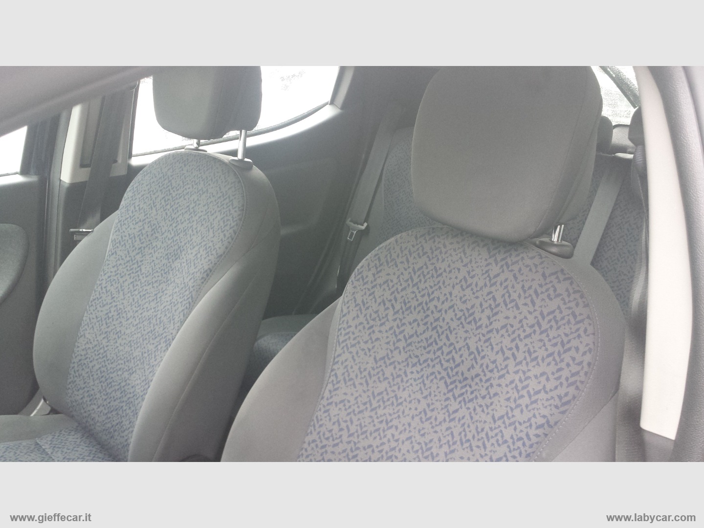 Ypsilon 1.0 FireFly 5p HYBRID - immagine 6