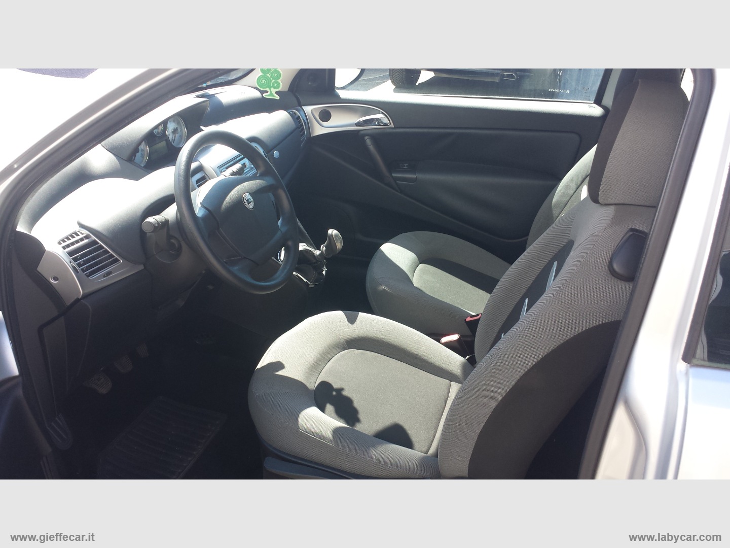 Ypsilon 1.2 Argento - immagine 6