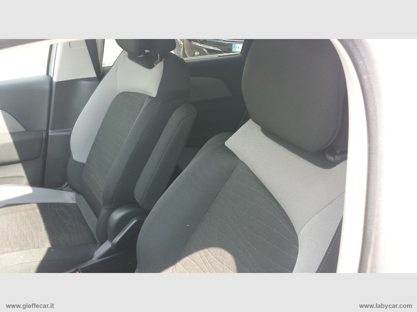 C4 Picasso 1.6 e-HDi 115 Exclusive - immagine 6