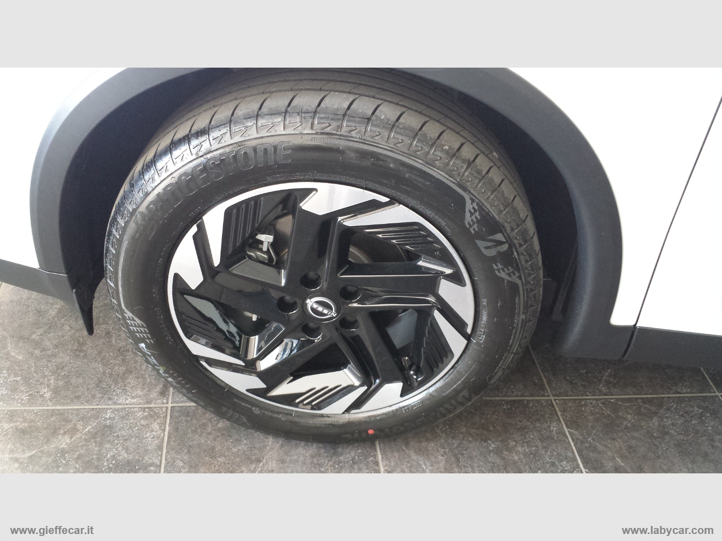 Qashqai MHEV 158 CV AUT. N-Connecta - immagine 6