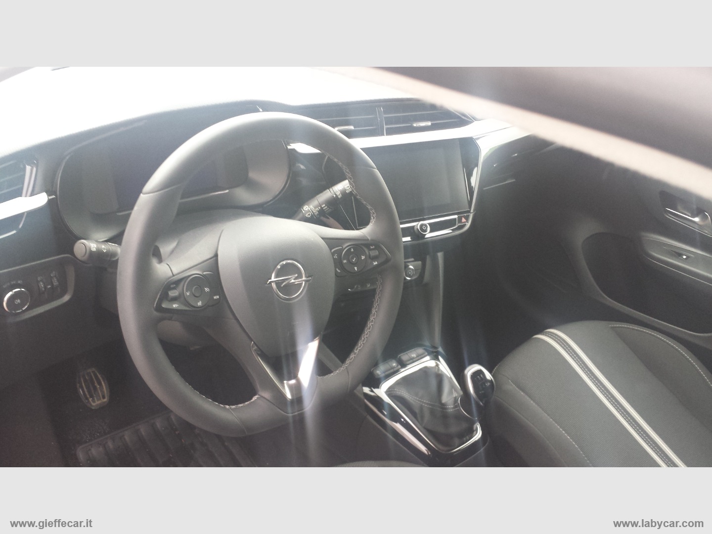 Corsa 1.2 Design & Tech - immagine 6