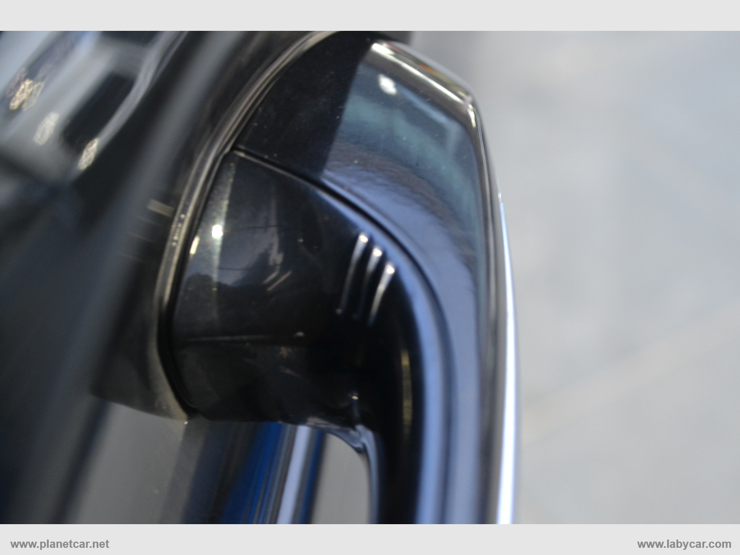 520d Efficient Dynamics Luxury - immagine 6