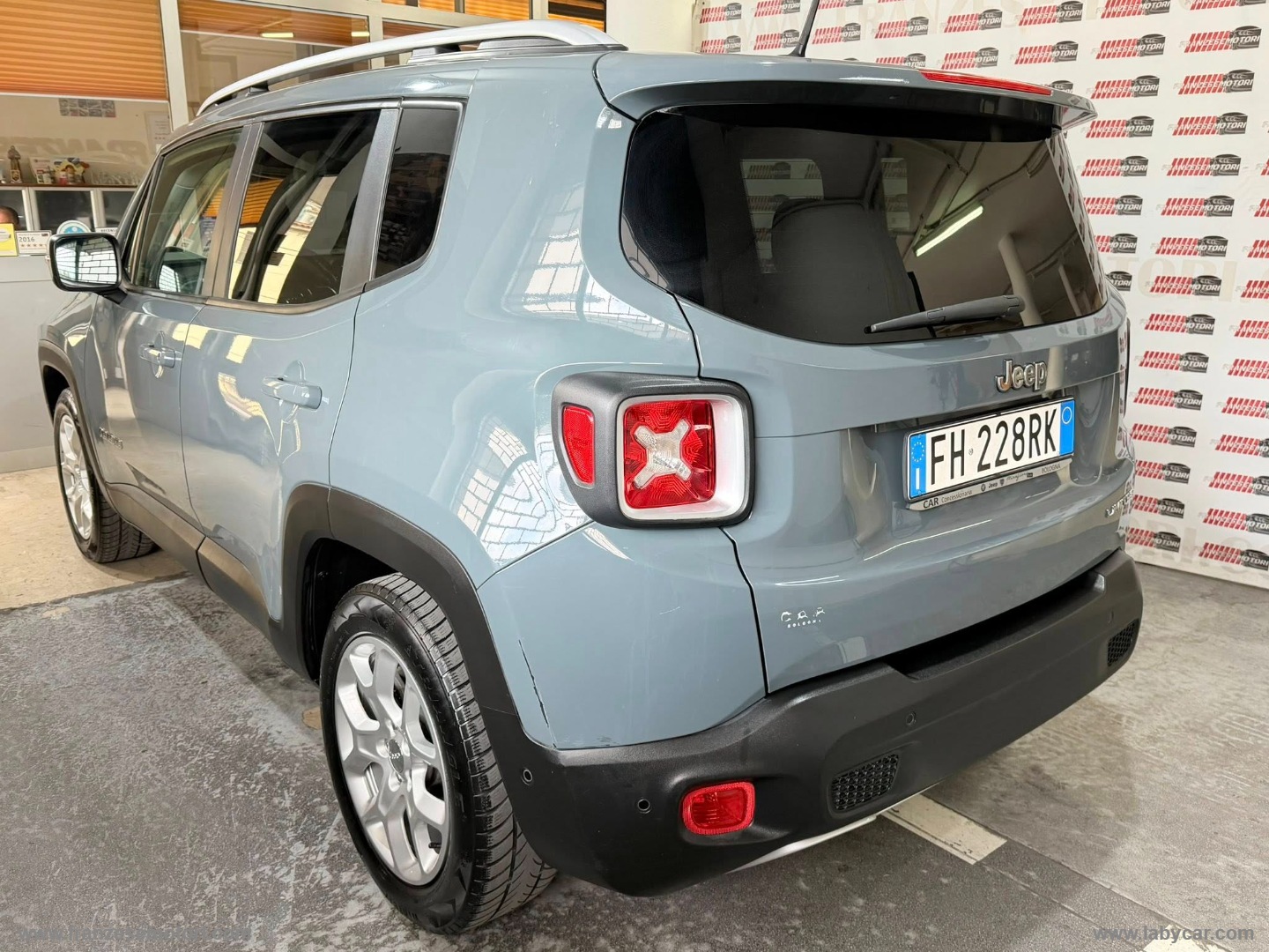 Renegade 1.6 Mjt 120CV Limited KM CERTIFICATI - BUONE CONDIZIONI - immagine 6
