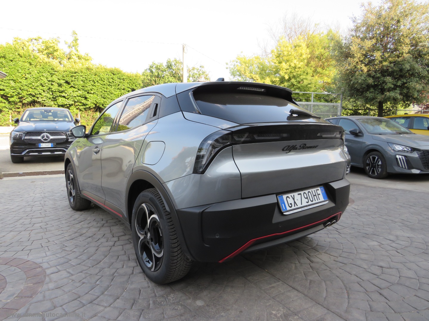 Junior 1.2 136 CV Hybrid eDCT6 Speciale - immagine 6
