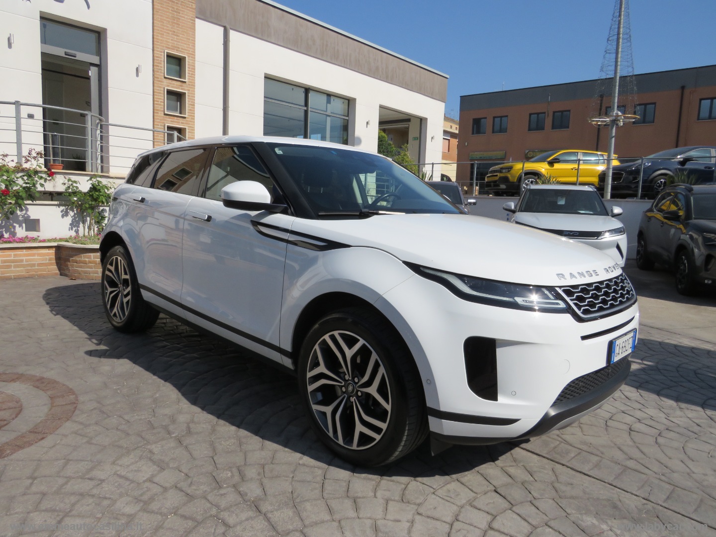 RR Evoque 2.0D L.Flw 150 AWD Auto HSE - immagine 6